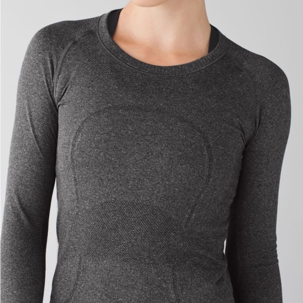 Lululemon Swiftly Tech Long Sleeve Crew Size 4